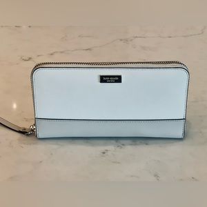 Kate Spade “Neda - Laurel Way” Large Continental Wallet (Cement/Pumice)